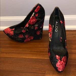 ALDO Floral Wedge Pumps/Shoes